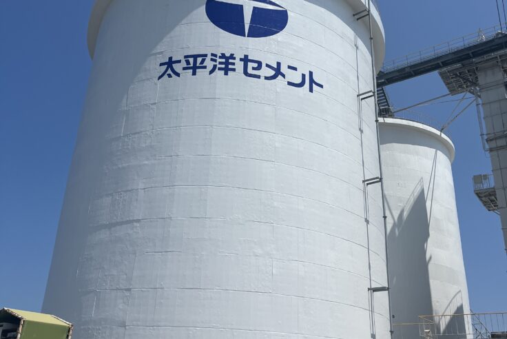 施工事例イメージ : 香川県坂出市 太平洋セメント（株）坂出SS8500Tサイロ外壁修繕工事